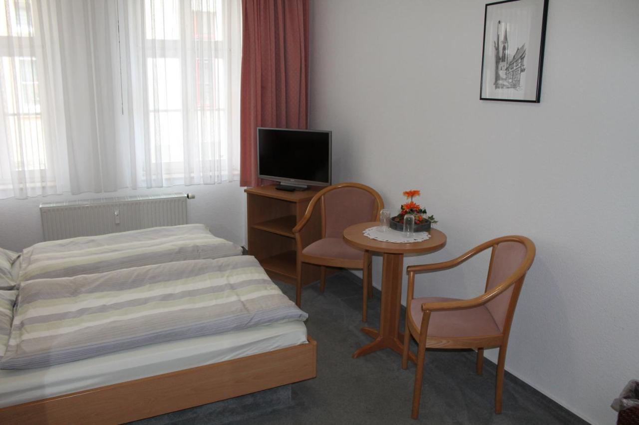 Hotel Am Stadtwall Кведлинбург Екстериор снимка